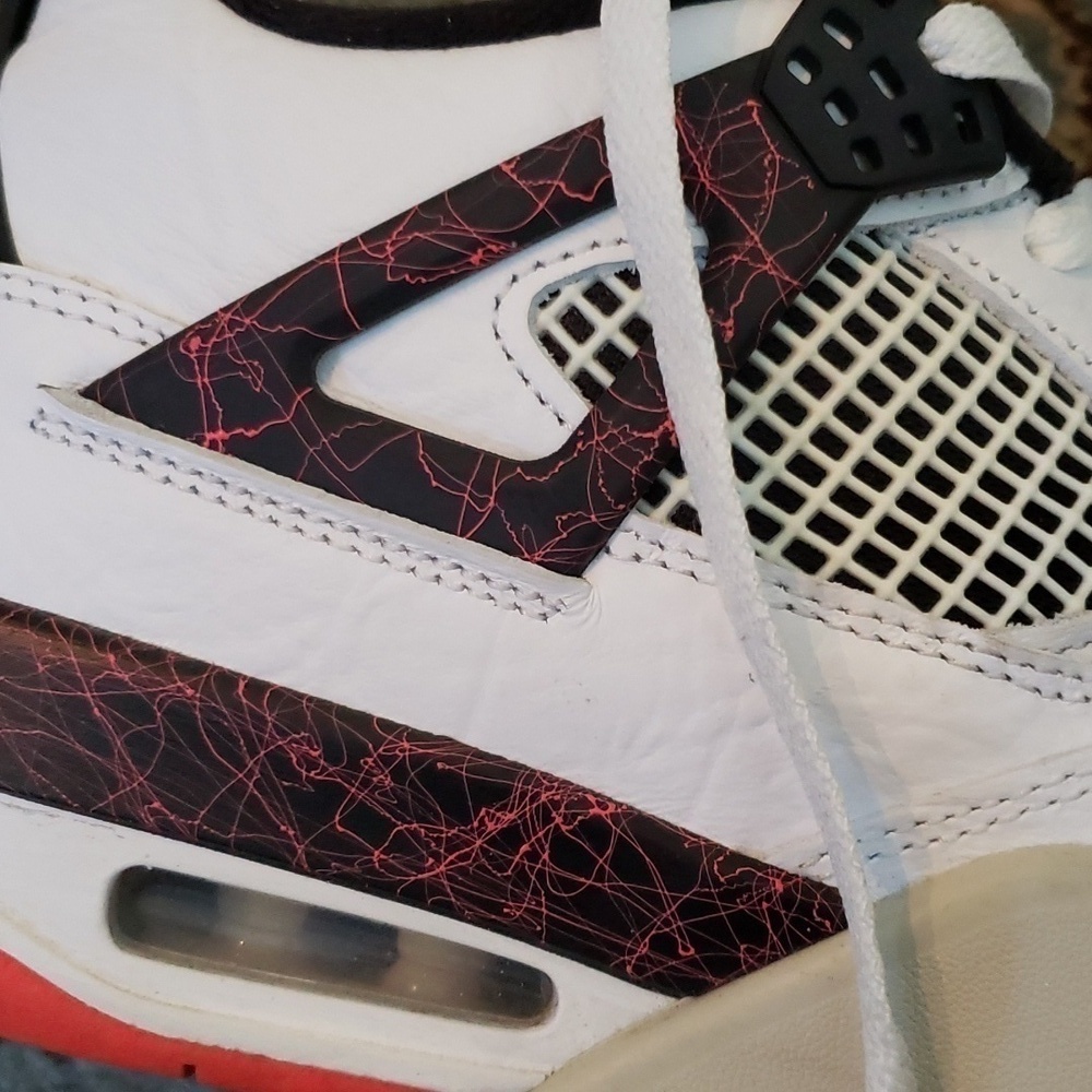 Air Jordan 4 Retro SE Pale Citron - Picture 7 of 10